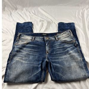 Silver Jeans brand, Girlfriend fit/style, size 33/27